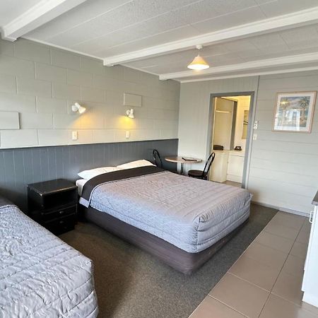 Central Court Motel Whangarei Exterior photo