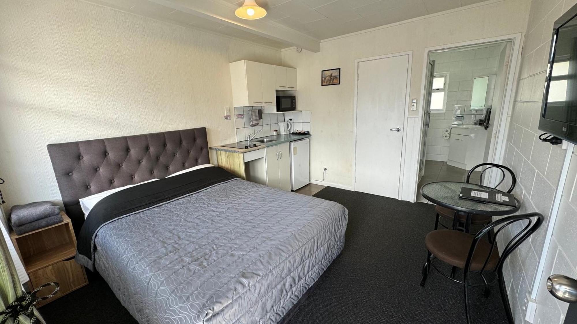 Central Court Motel Whangarei Exterior photo