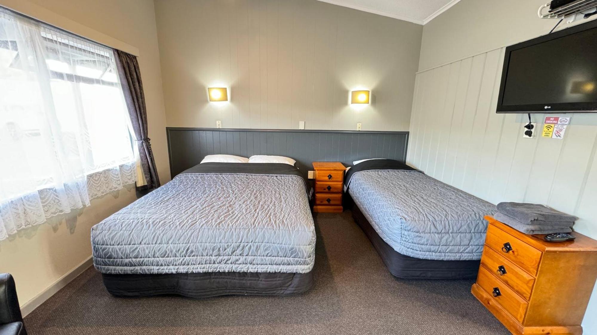 Central Court Motel Whangarei Exterior photo