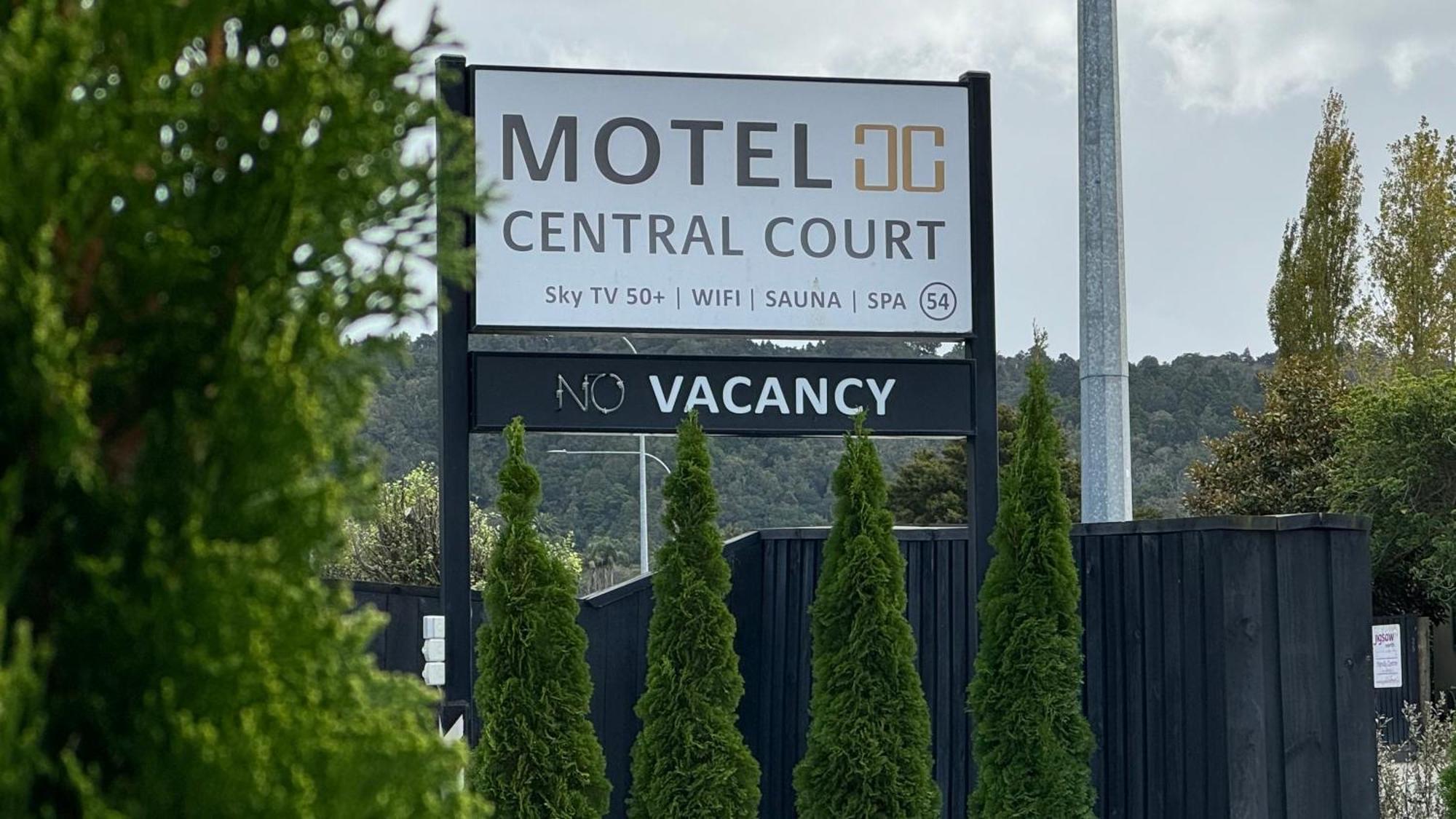 Central Court Motel Whangarei Exterior photo