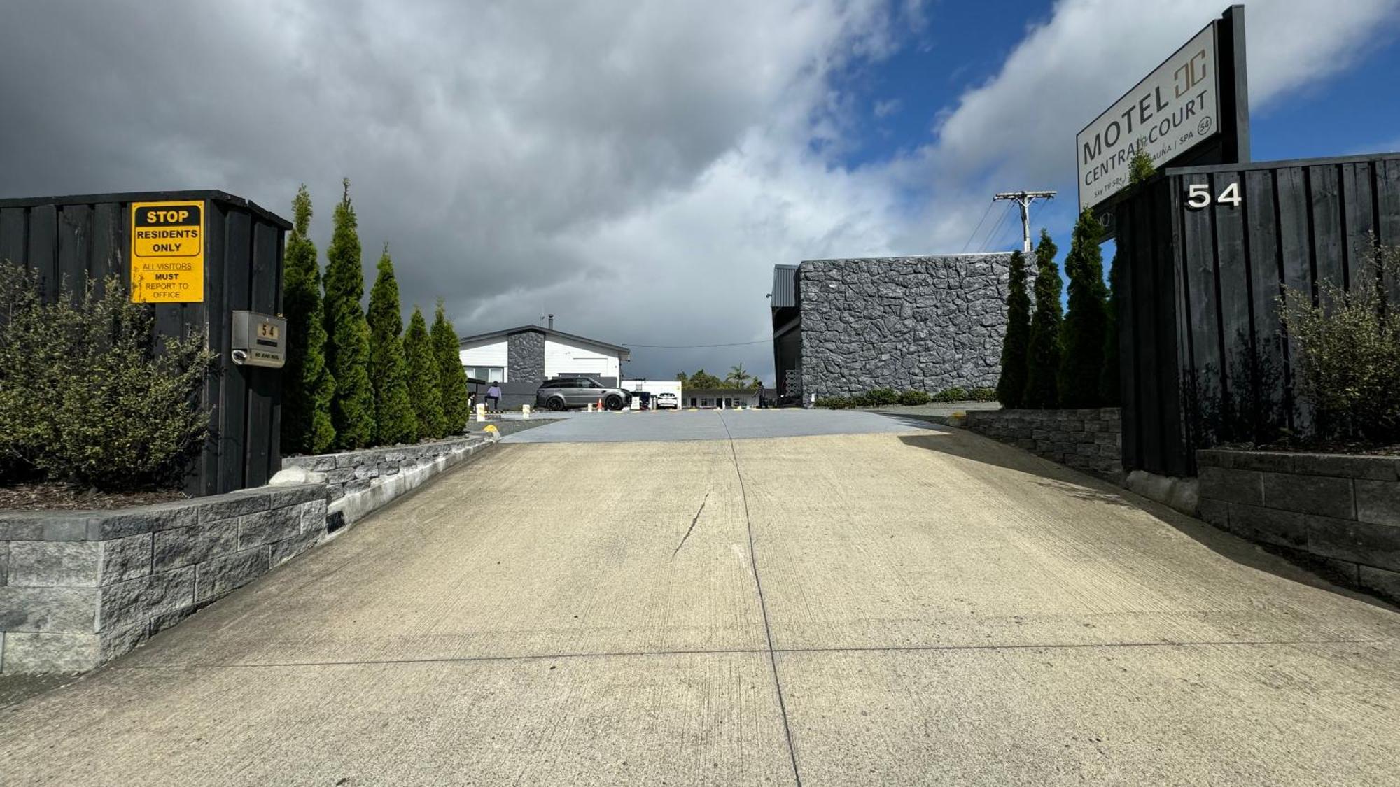Central Court Motel Whangarei Exterior photo